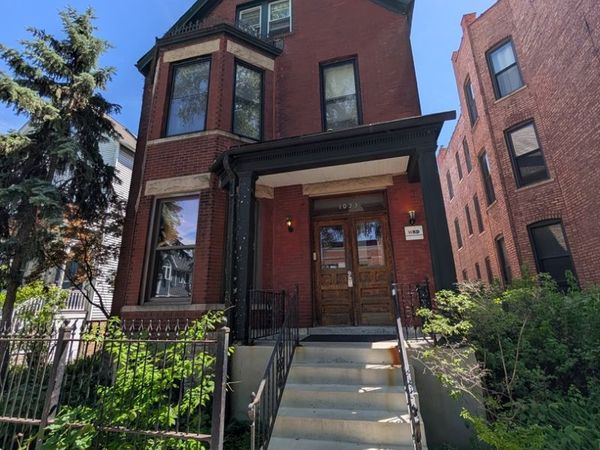 1033 W Wellington Avenue , Unit 1, Chicago, IL 60657
