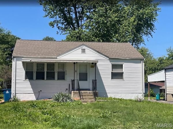 6135 Avila Drive , St Louis, MO 63134
