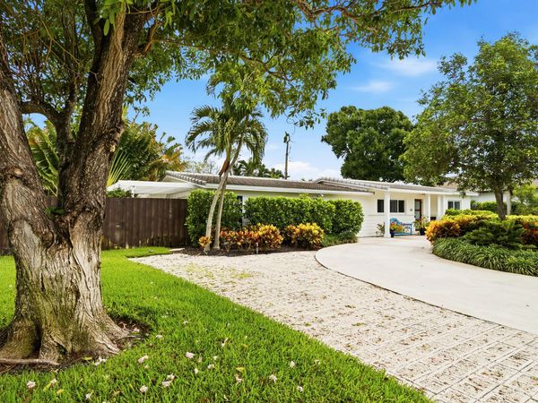 251 Gregory Place, West Palm Beach, FL 33405