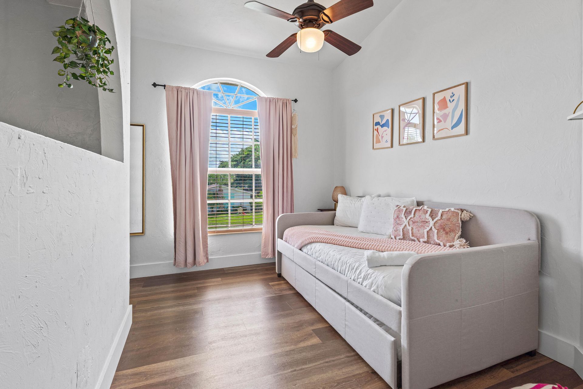 968 Laurel Road, North Palm Beach, FL 33408 Photo