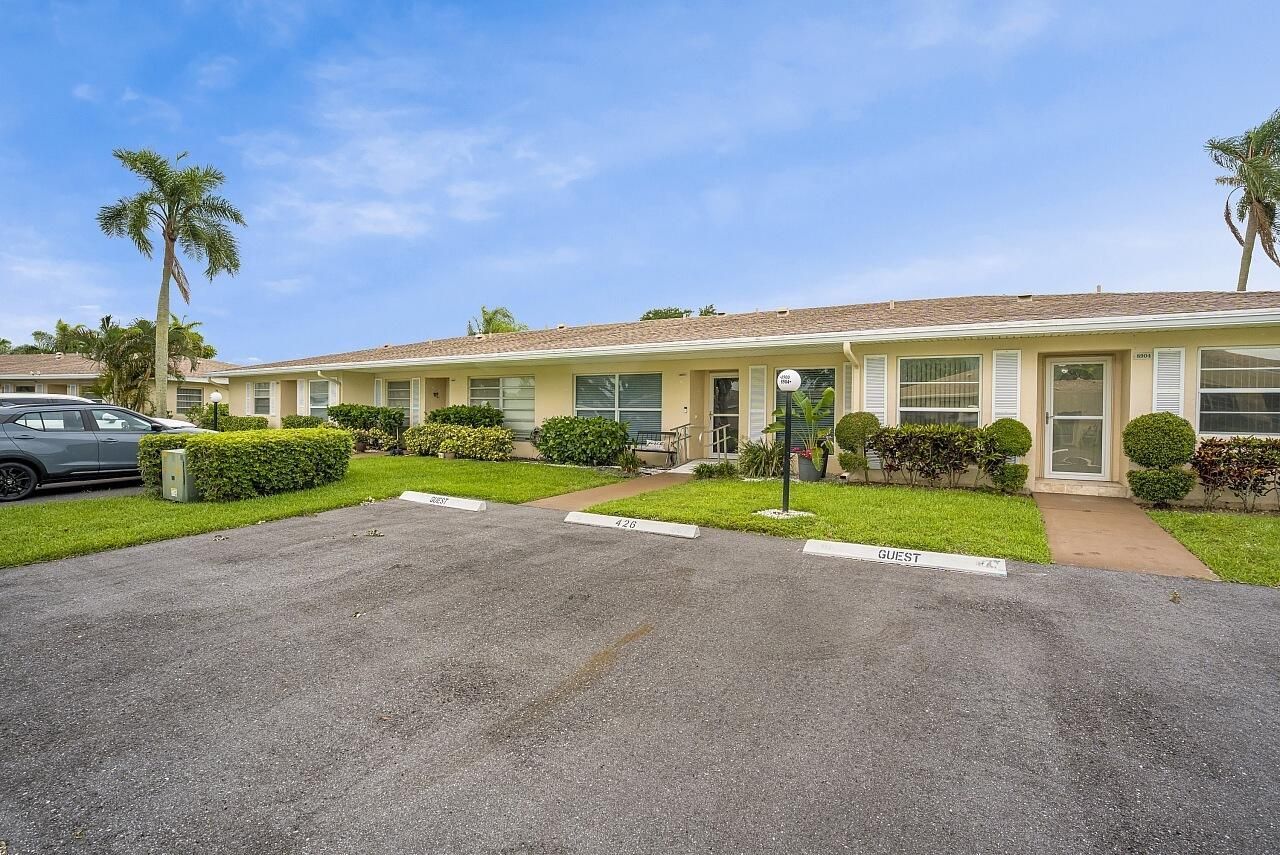 8900 Warwick Drive, Boca Raton, FL 33433 Photo