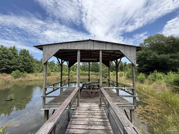 296 Salters Lake Rd, Century, FL 32535