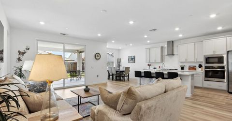 4635 Trout Lily Ln, Roseville, CA 95747 Photo