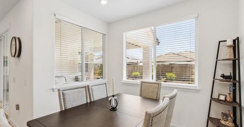 4635 Trout Lily Ln, Roseville, CA 95747 Photo