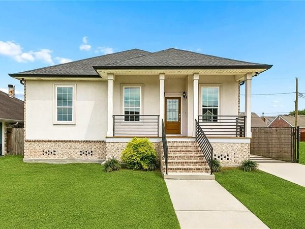 2708 MARQUEZ Drive , Meraux, LA 70075