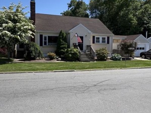 220 Belair St, New Bedford, MA 02745