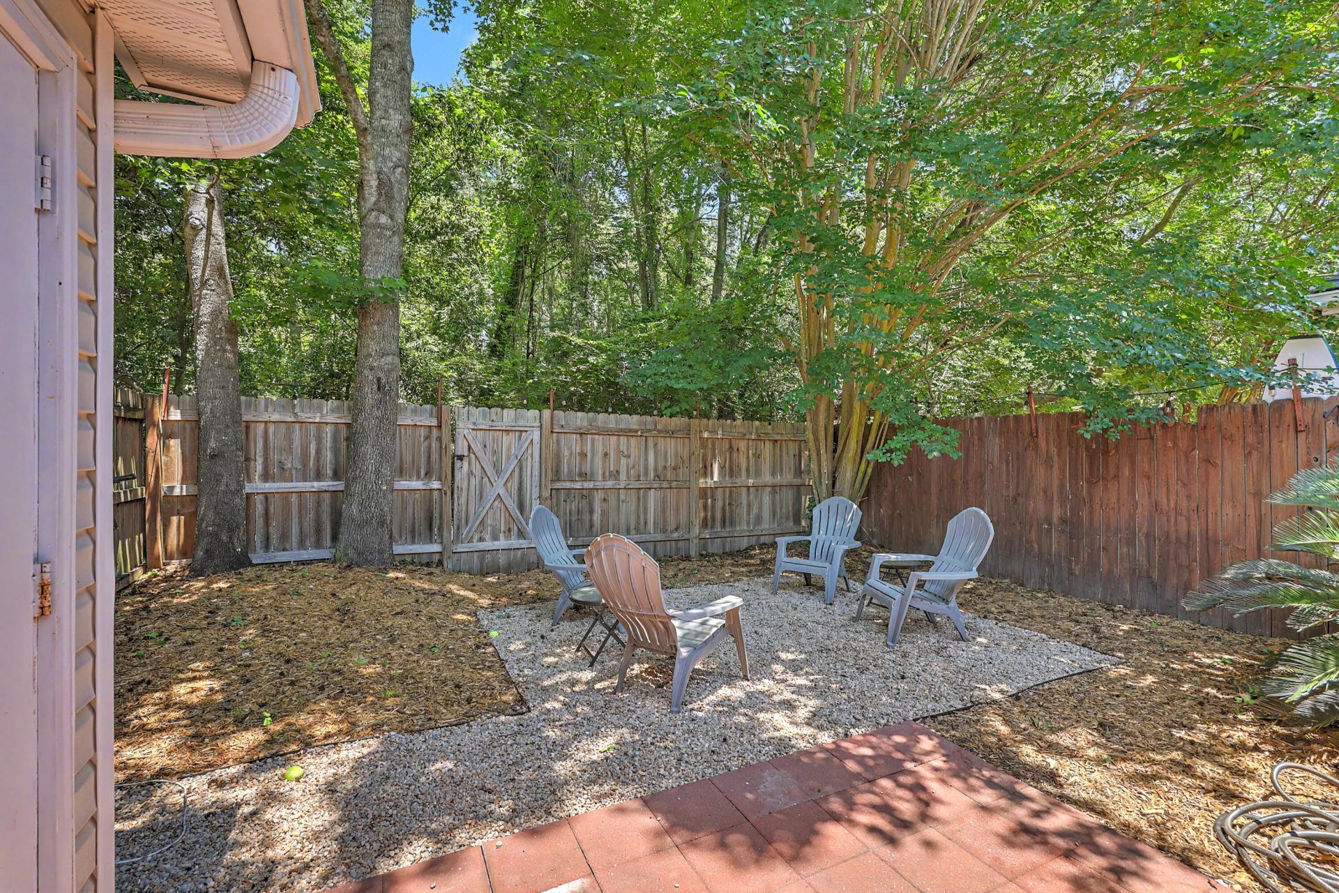1561 Blaze Lane Photo 7