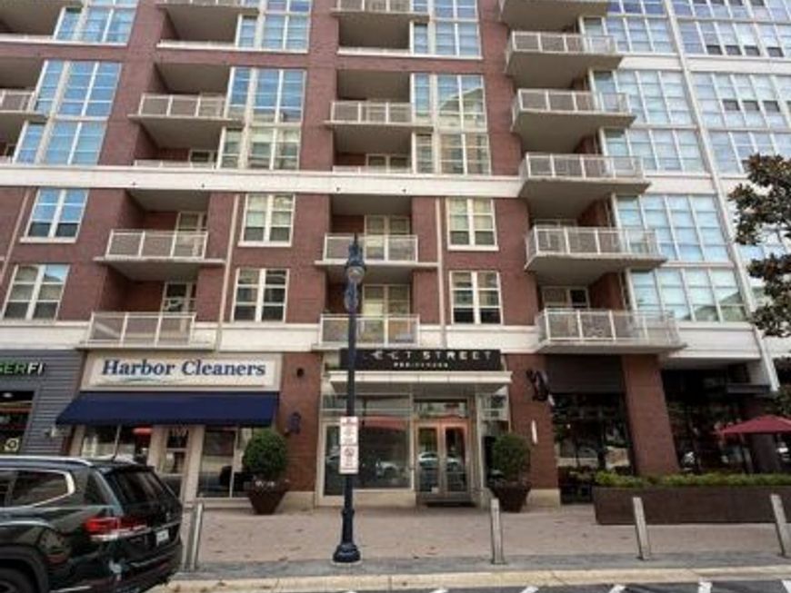 157 Fleet Street, Unit 411, Oxon Hill, MD 20745 Main Photo