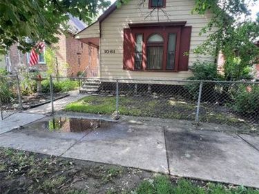 1061 Lansing Street , Detroit, MI 48209