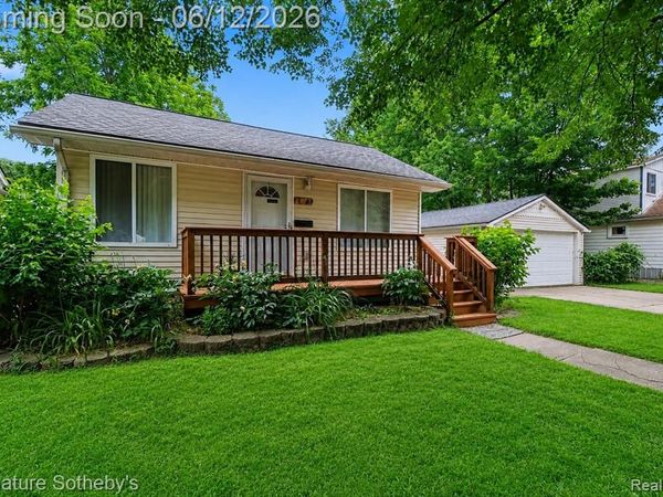 1873 Academy Street , Ferndale, MI 48220