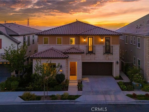 1186 Viejo Hills Dr, Lake Forest, CA 92610