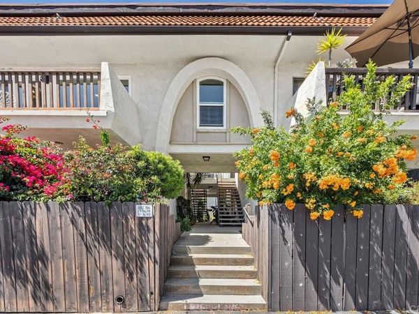 2929 FIRE MOUNTAIN Drive, Unit #60, Oceanside, CA 92054