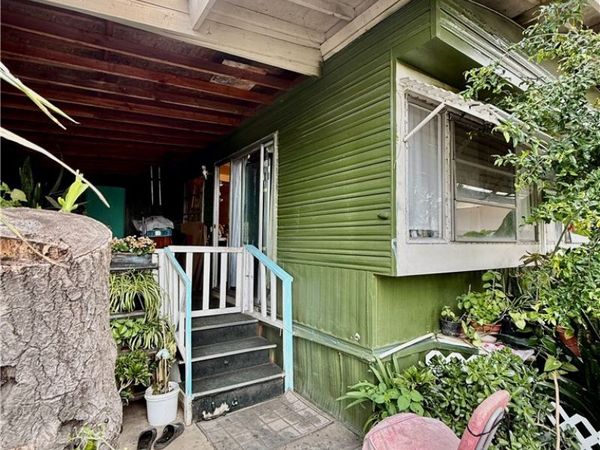 223 Madrid Avenue, Santa Ana, CA 92703