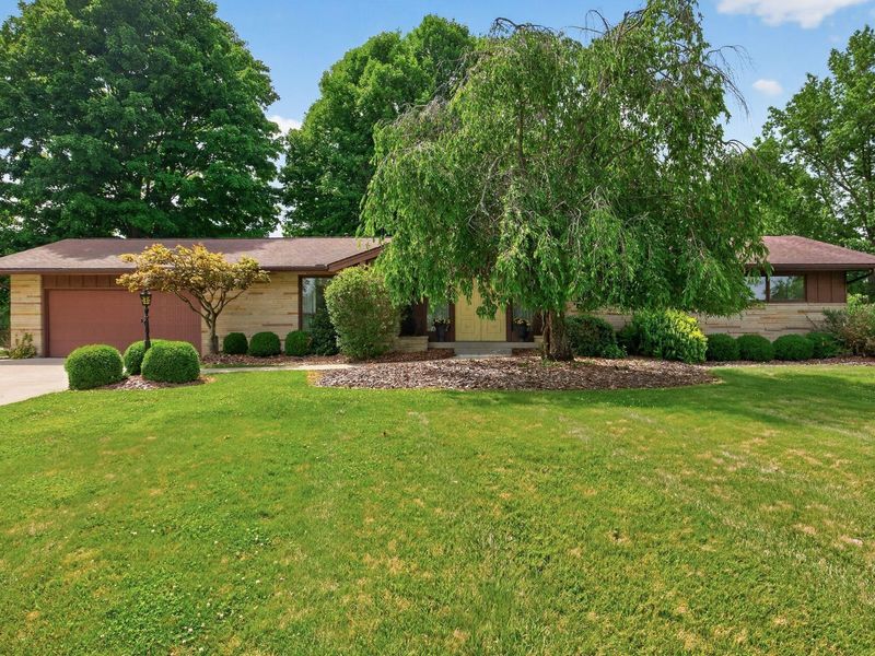 1115 Hilltop Drive, Newark, OH 43055 Photo 2