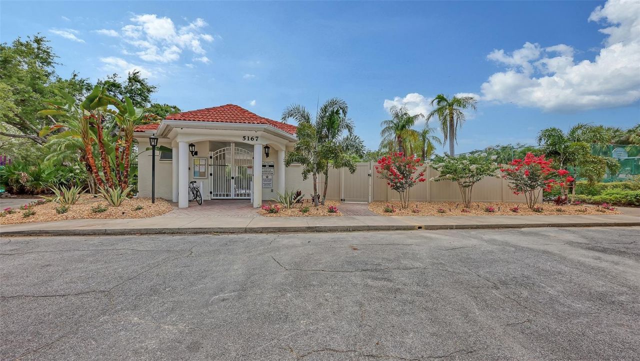 6730 W Country Club Lane , Sarasota, FL 34243 Photo