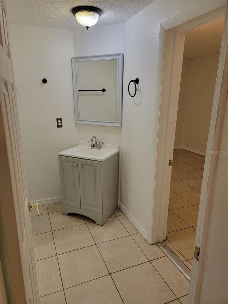 1375 Myrtle Street , Sarasota, FL 34234 Photo