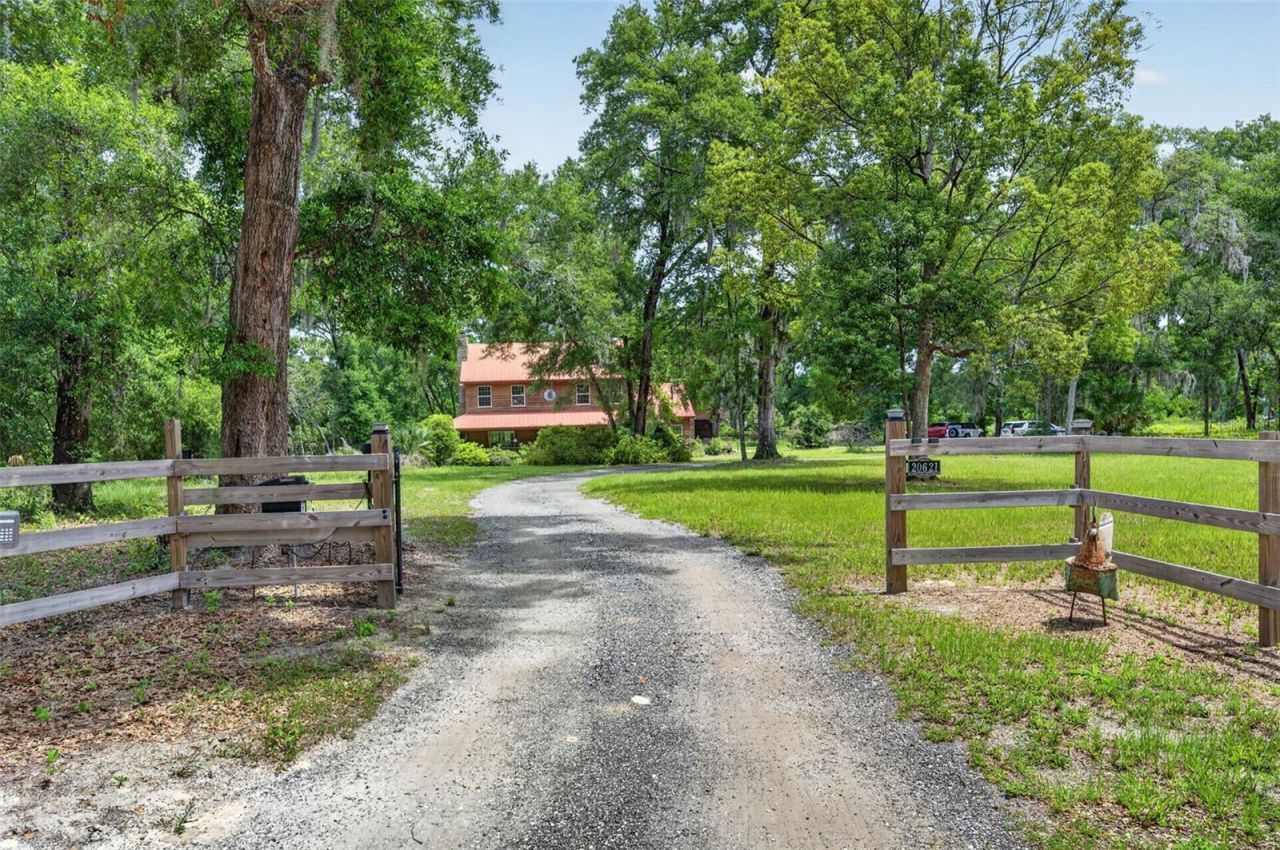 20621 Shady Oak Lane , Eustis, FL 32736 Photo