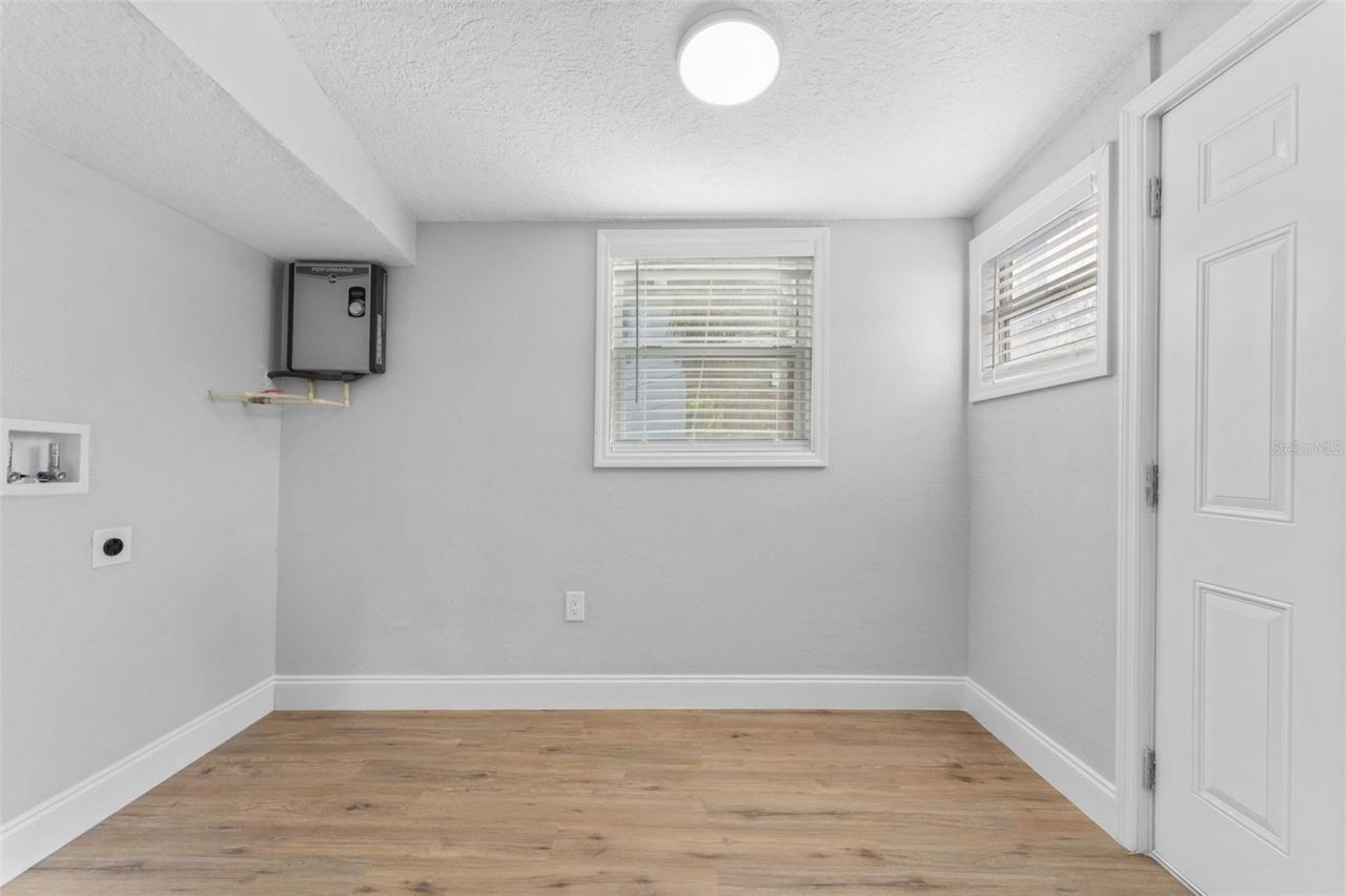 1927 13th Street S, Saint Petersburg, FL 33705 Photo
