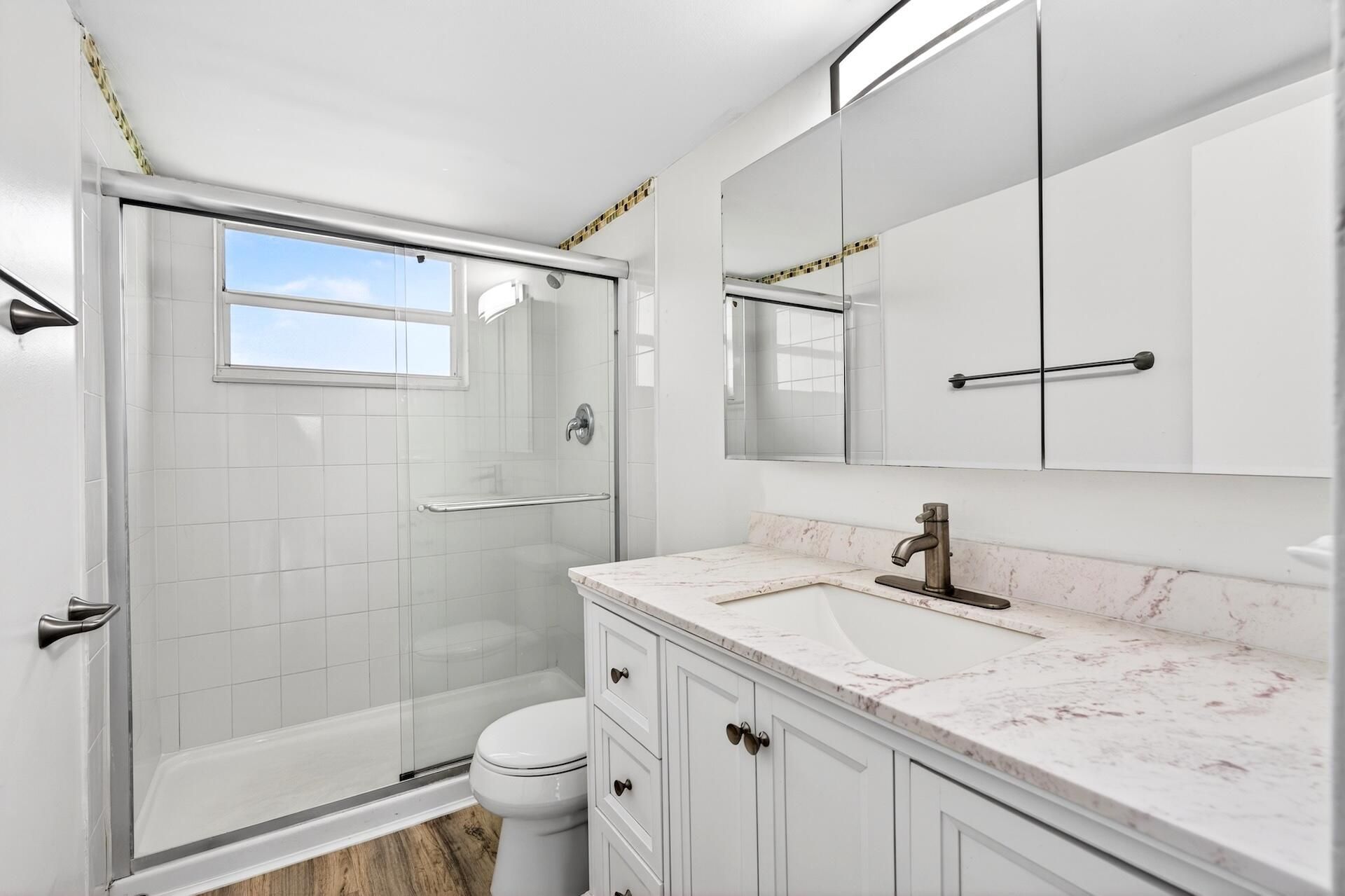 2555 NE 11th Street, Unit 104, Fort Lauderdale, FL 33304 Photo