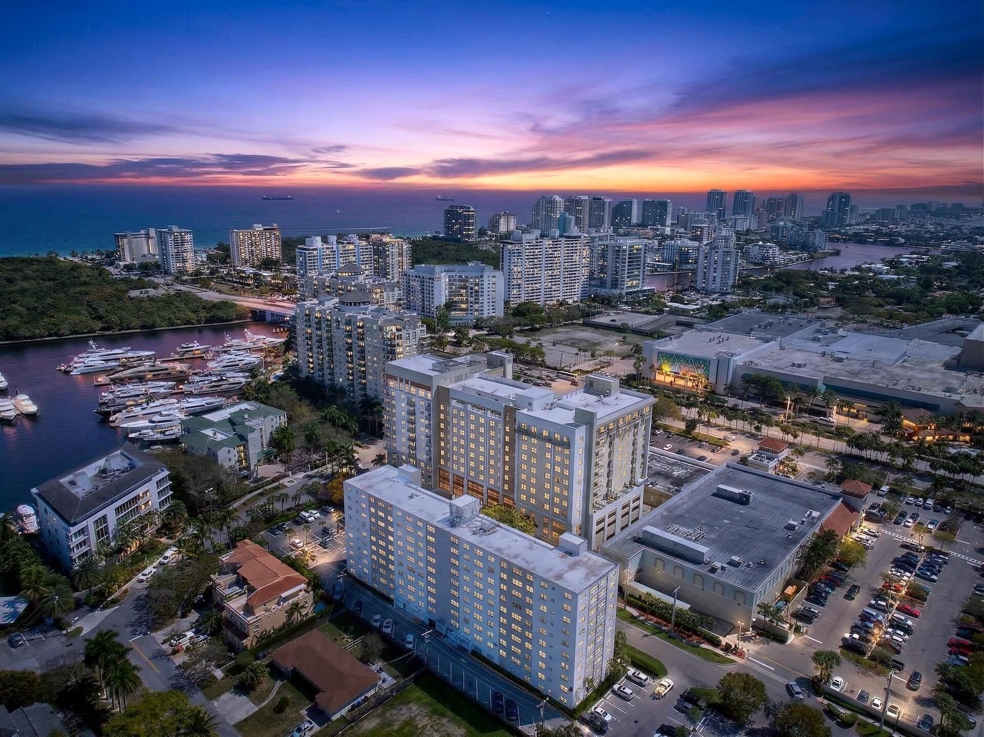 2555 NE 11th Street, Unit 104, Fort Lauderdale, FL 33304 Photo