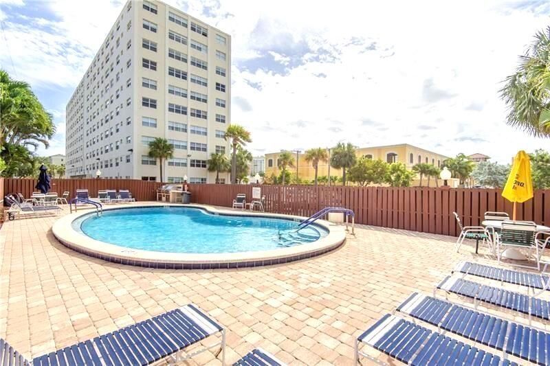 2555 NE 11th Street, Unit 104, Fort Lauderdale, FL 33304 Photo
