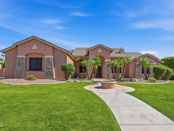 6964 E GRANDVIEW Street, Mesa, AZ 85207
