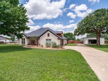5643 W Caylor Road, Fort Worth, TX 76244
