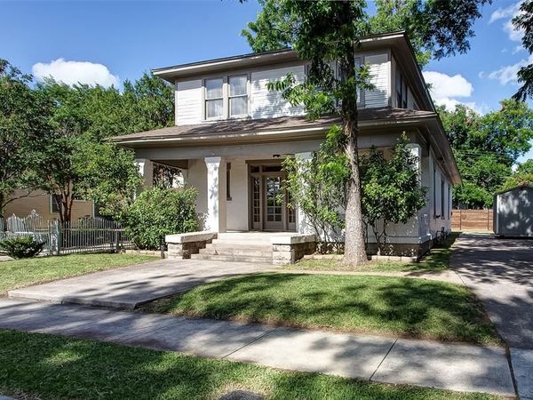 1601 S Henderson Street, Fort Worth, TX 76104