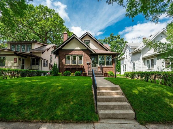 2100 31st Avenue S, Minneapolis, MN 55406