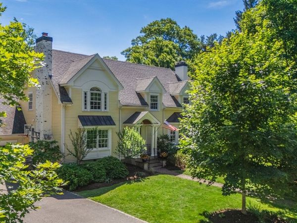 1 Kenilworth Circle, Wellesley, MA 02482