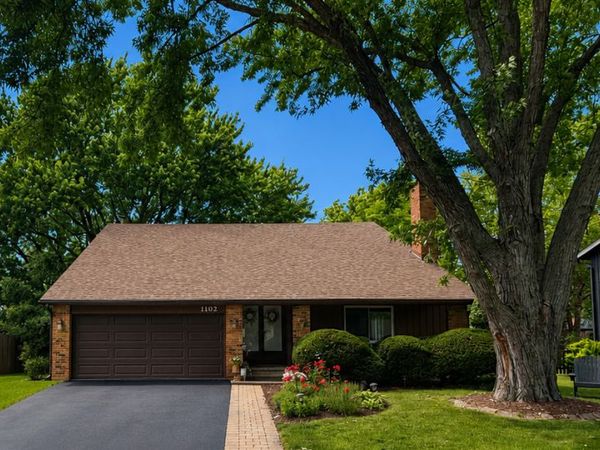 1102 N Pepper Tree Drive , Palatine, IL 60067