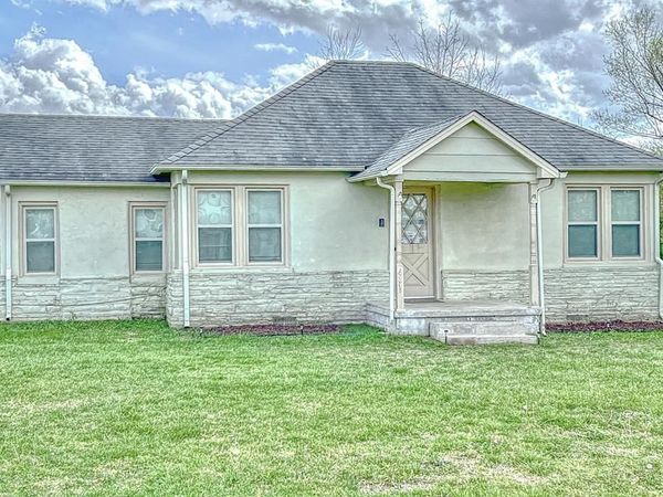 431 Elm St, Baxter, TN 38544