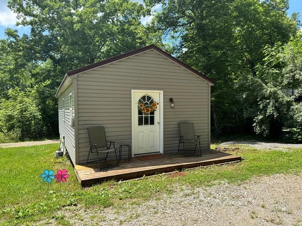 111 Stone St., Crossville, TN 38572
