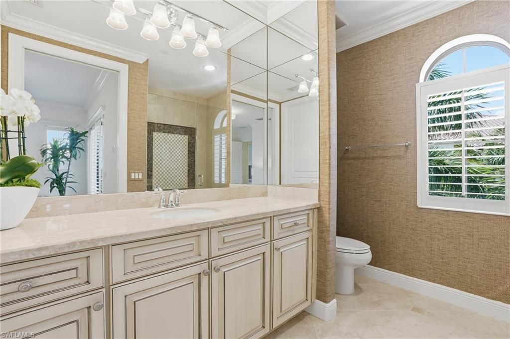 2543 Marquesa Royale Ln, Unit 4-302, Naples, FL 34109 Photo