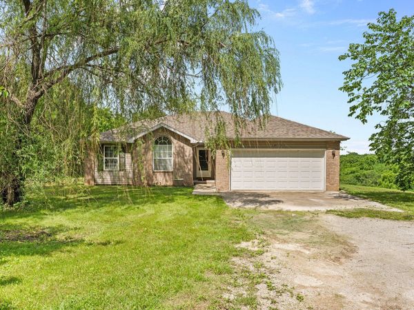 5289 S 118th Road , Morrisville, MO 65710