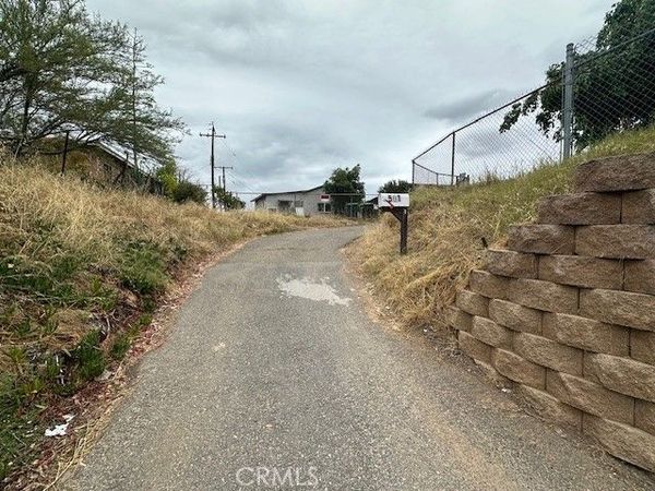 501 W Lambert, La Habra, CA 90631