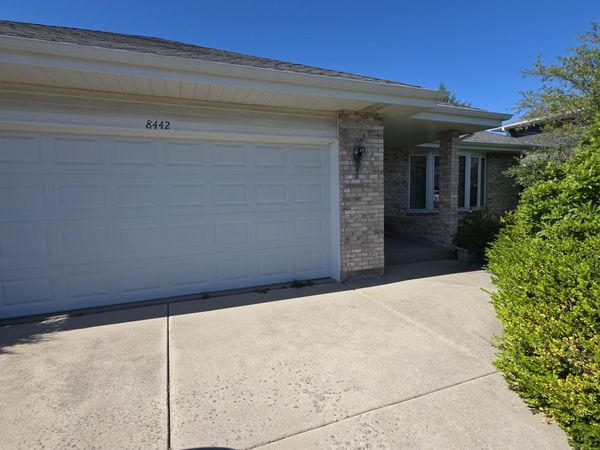 8442 Rob Roy Drive , Orland Park, IL 60462