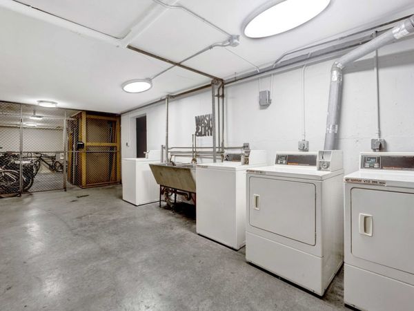 235 W Eugenie Street , Unit G6, Chicago, IL 60614
