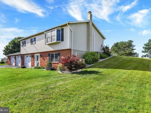 527 RIDGEVIEW ROAD S, ELIZABETHTOWN, PA 17022