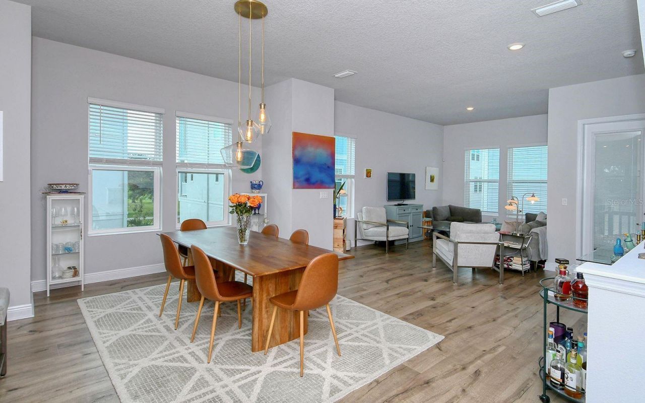 2300 Lindstrom Street , Sarasota, FL 34237 Photo