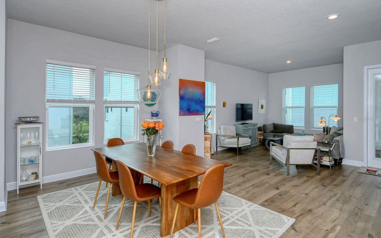 2300 Lindstrom Street , Sarasota, FL 34237 Photo