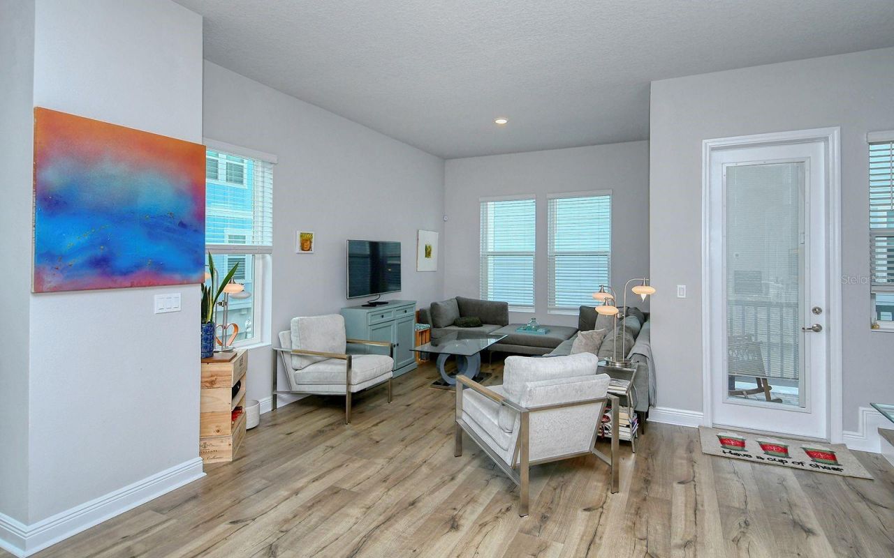 2300 Lindstrom Street , Sarasota, FL 34237 Photo