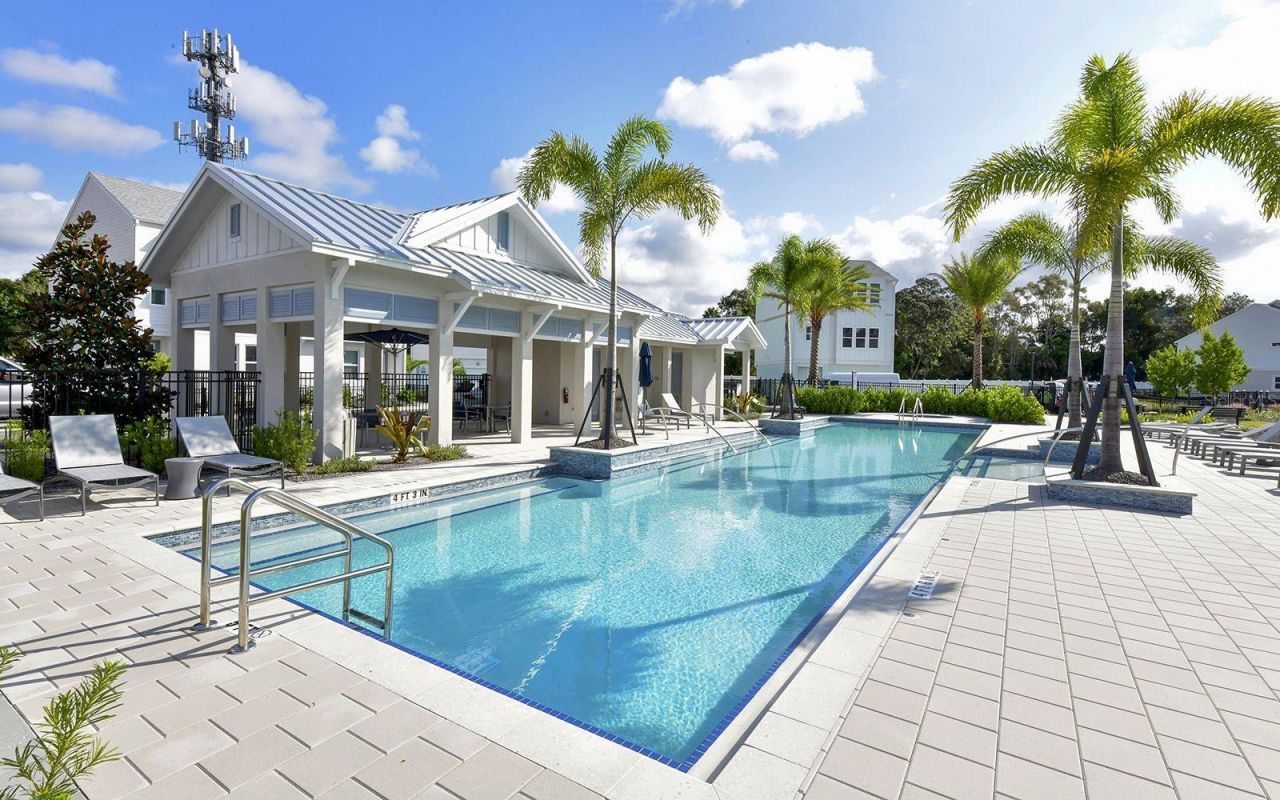 2300 Lindstrom Street , Sarasota, FL 34237 Photo