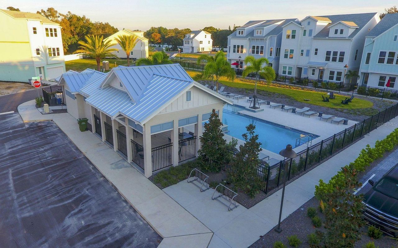 2300 Lindstrom Street , Sarasota, FL 34237 Photo