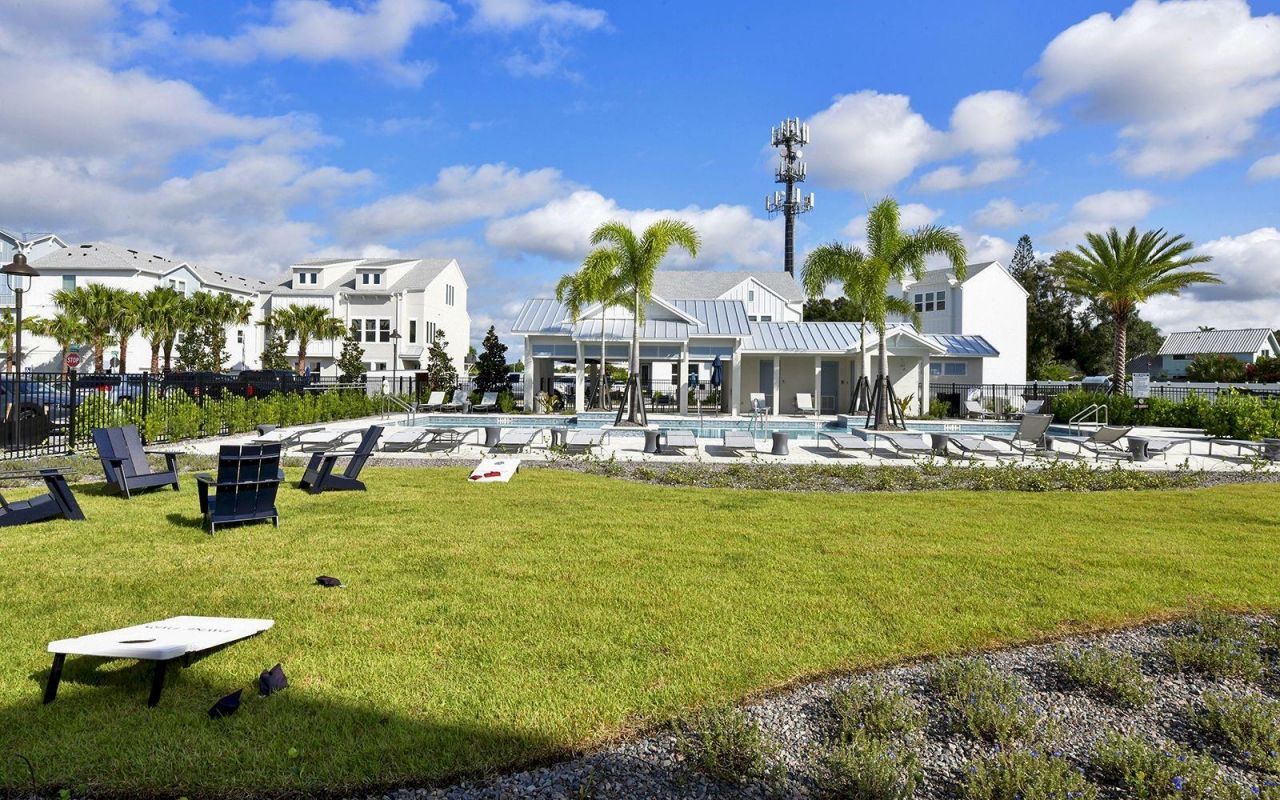 2300 Lindstrom Street , Sarasota, FL 34237 Photo