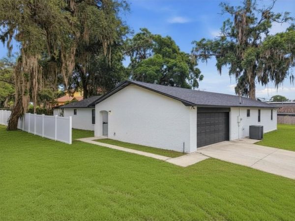 107 S HIGH STREET , LAKE MARY, FL 32746