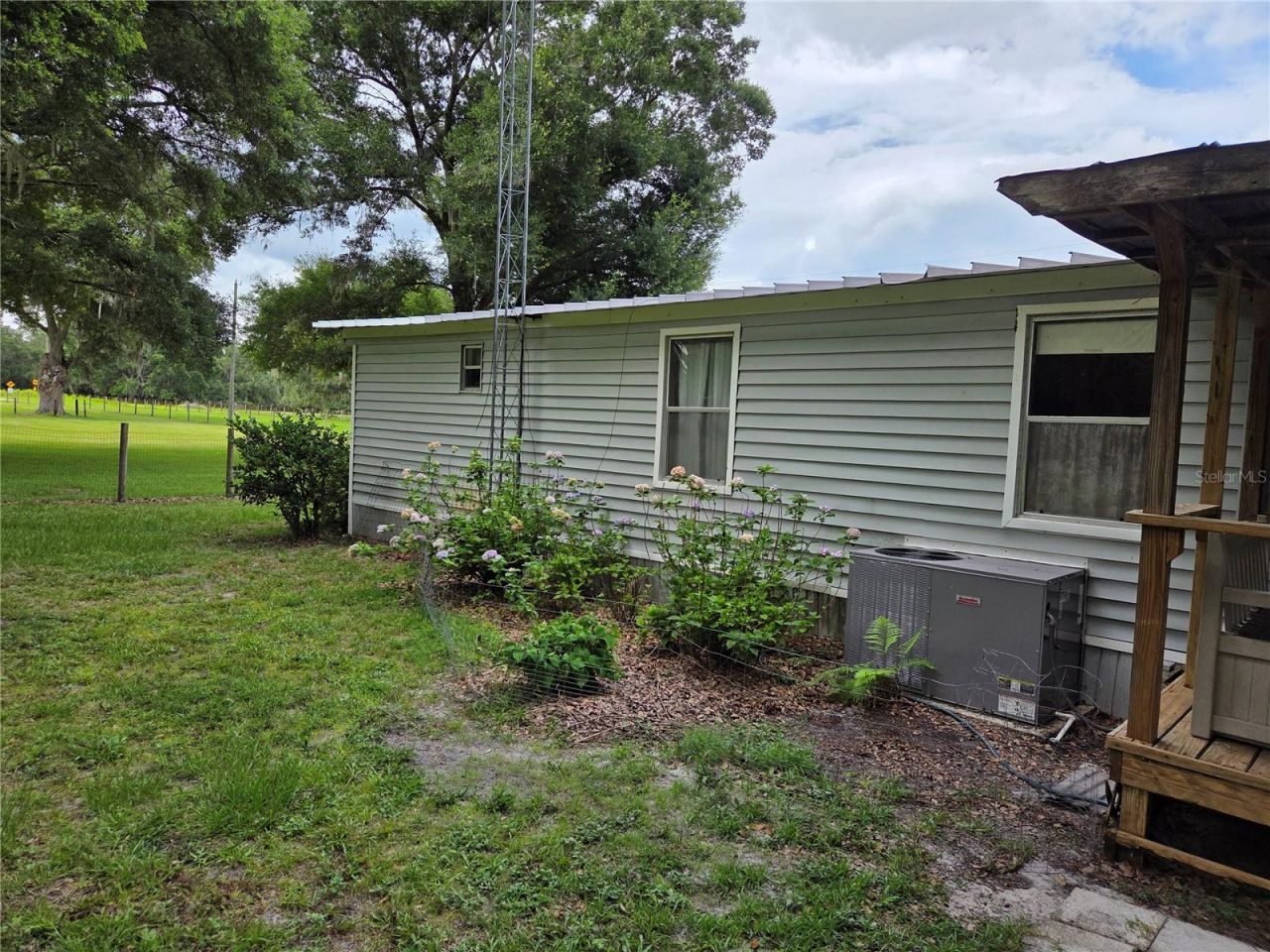 2450 SE 190th Terrace , Morriston, FL 32668 Photo