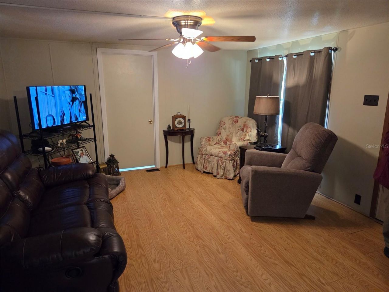 2450 SE 190th Terrace , Morriston, FL 32668 Photo