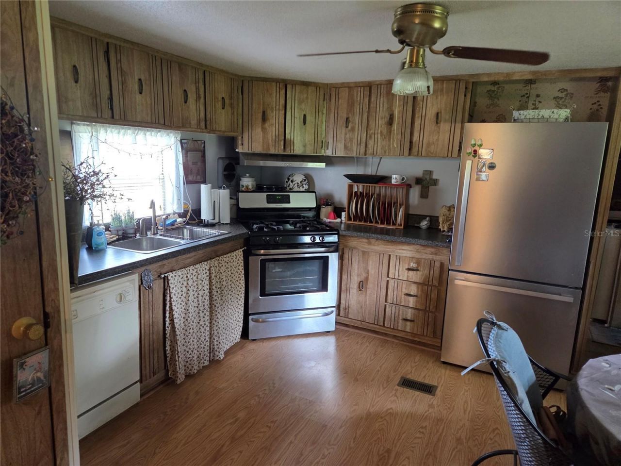 2450 SE 190th Terrace , Morriston, FL 32668 Photo
