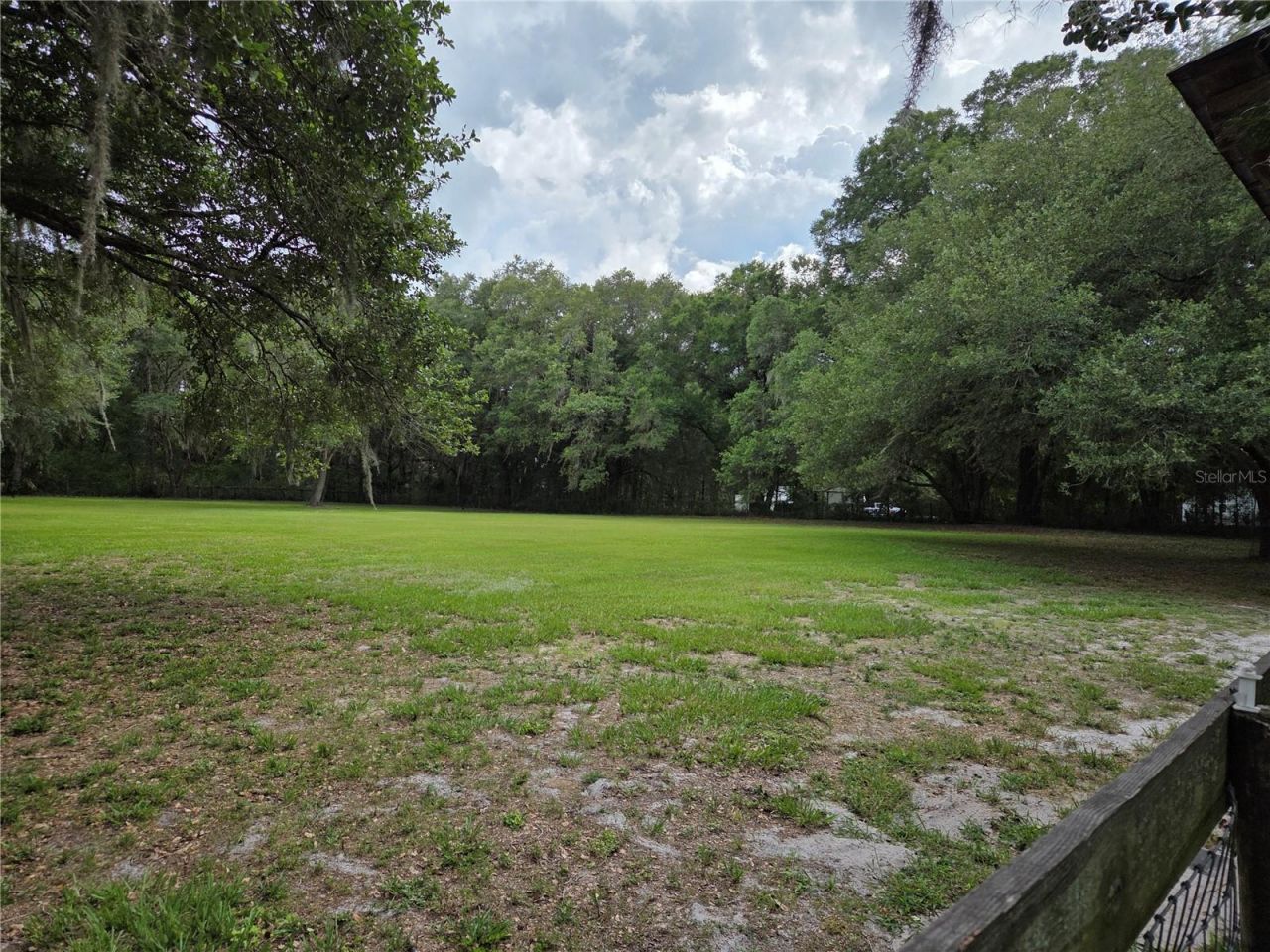 2450 SE 190th Terrace , Morriston, FL 32668 Photo